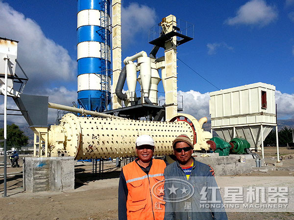 球磨機(jī)客戶現(xiàn)場(chǎng) 球磨機(jī)客戶現(xiàn)場(chǎng)