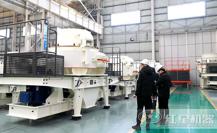 客戶到紅星廠區(qū)參觀設(shè)備 客戶到紅星廠區(qū)參觀設(shè)備